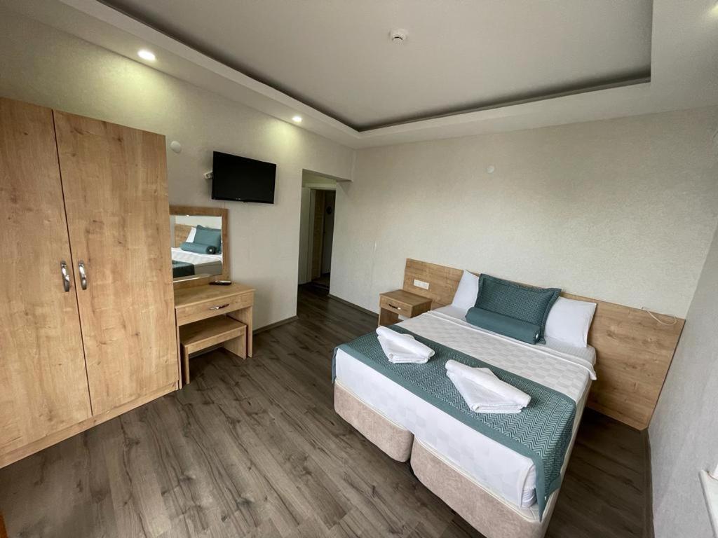 Kroisos Lake Resort Hotel Эгридир Экстерьер фото